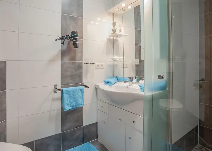 アパート Apart.pitztal